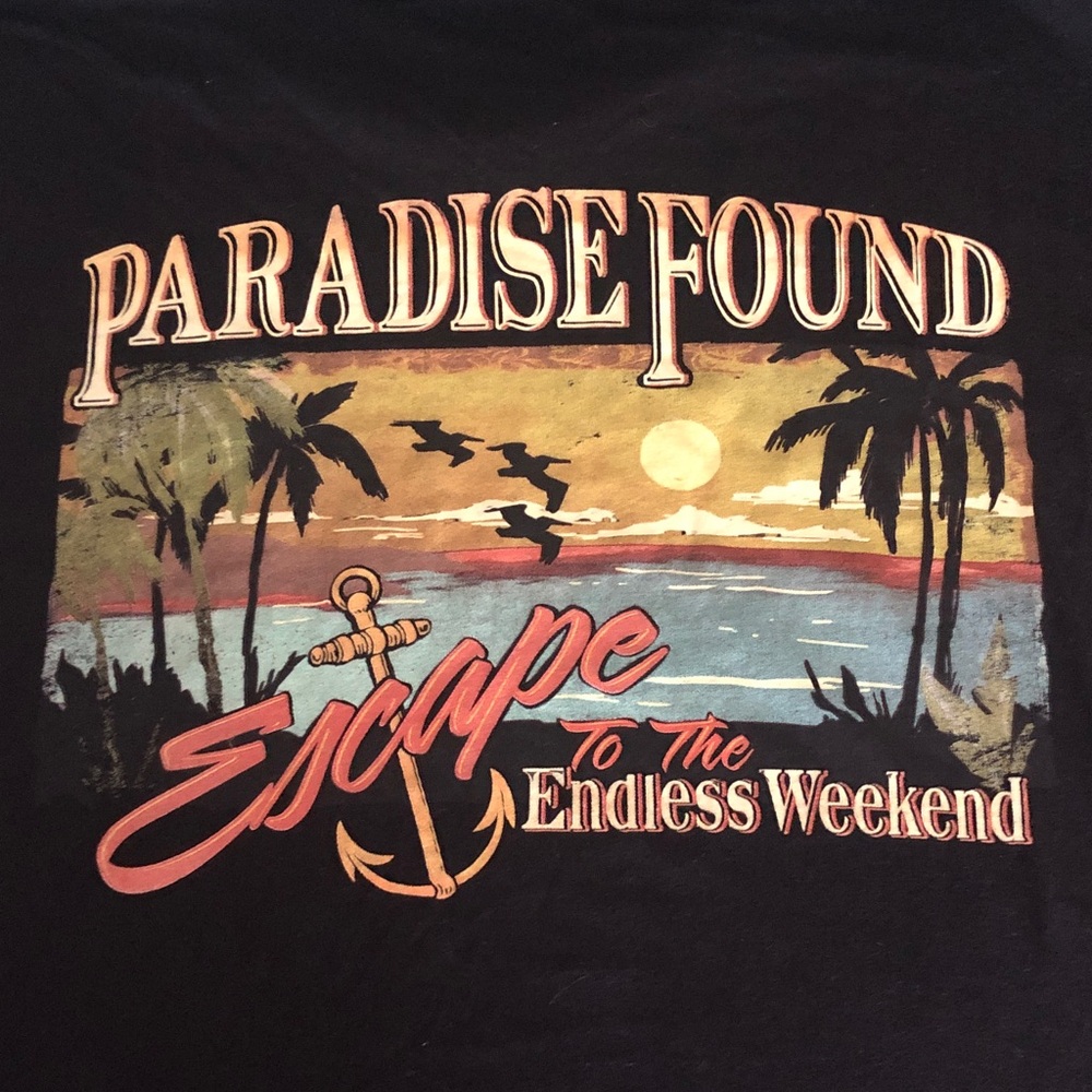 ⭐️💙 Men's Back Graphic Tee "Escape to the Endless Weekend"